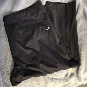 Black Leggings with Subtle Logo